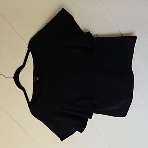 Banana Republic flutter sleeve top